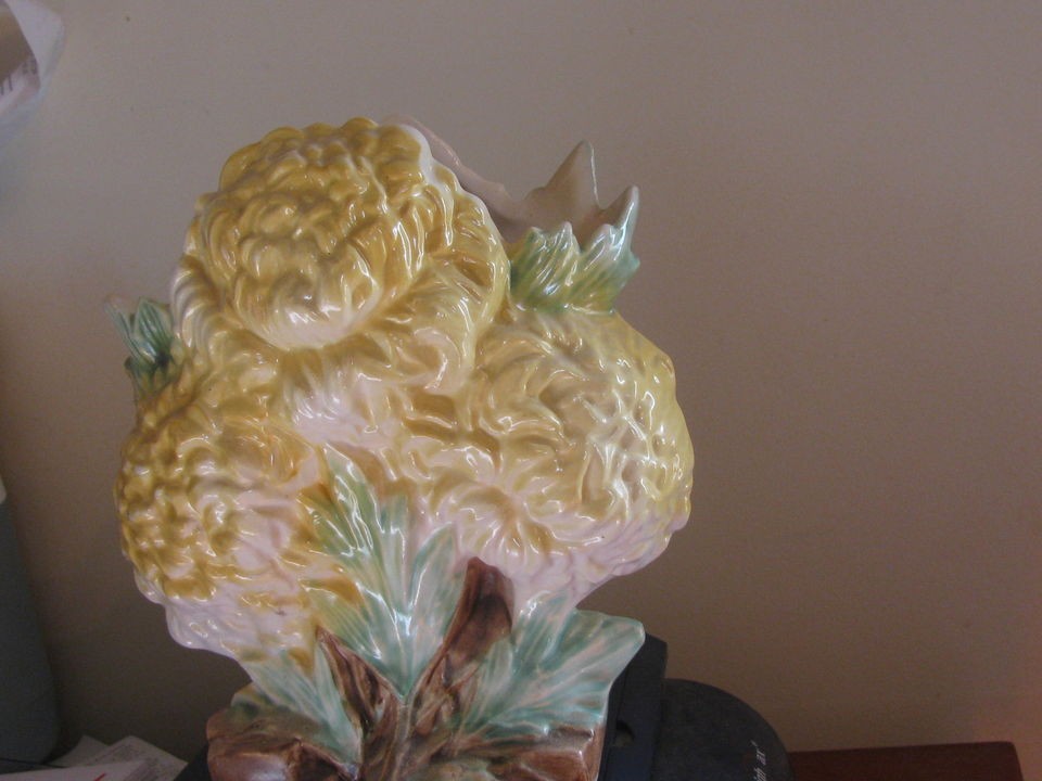 VINTAGE 1950S MCCOY VASE CHRYSANTHEMUM YELLOW