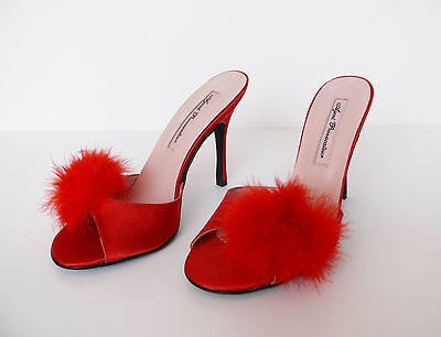 AGENT PROVOCATEUR RARE RED POM POM SLIPPERS MULES SIZE UK 4 EU 37 BNIB 