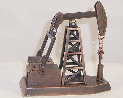 SOUVENIR BUILDING TEXAS OIL PUMP JACK