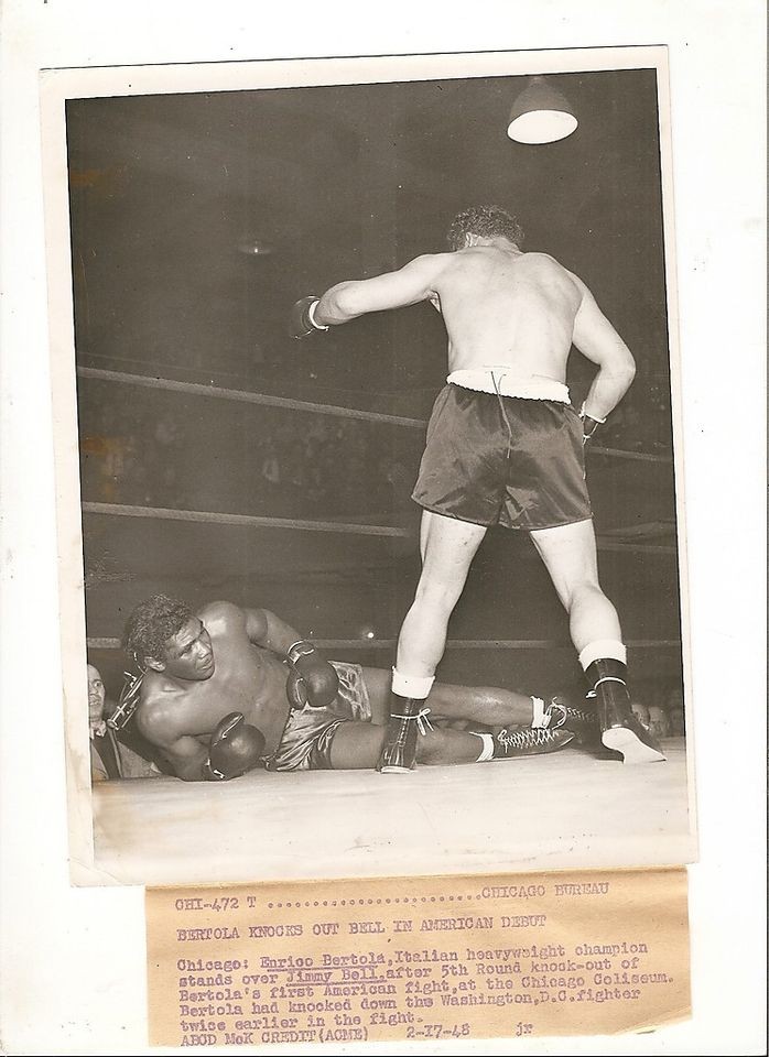 Type 1 ACME photo Enrico Bertola vs. Jimmy Bell 1948