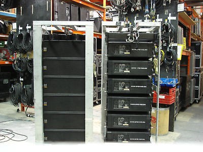 line array speakers in Speakers & Monitors