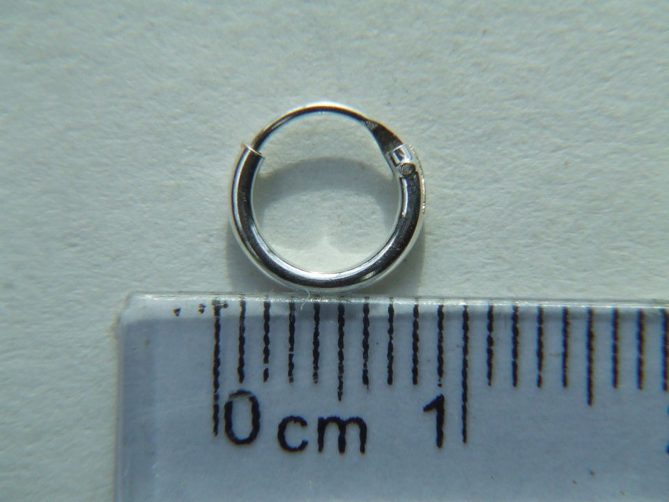 Single Sterling Silver Hoop (Anneau en Argent)