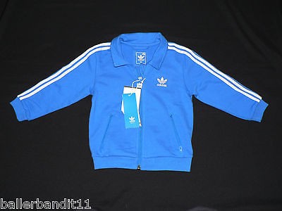 adidas sweatsuit in Clothing, 