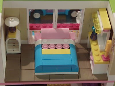 Brand New LEGO Friends Set Olivias House 695 Pieces Girls Toy #3315