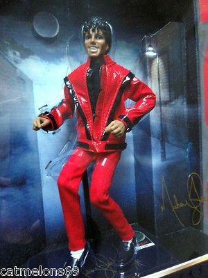 MICHAEL JACKSON MINT BOXED THRILLER LTD ED DOLL TRIUMPH 2010 FULLY 