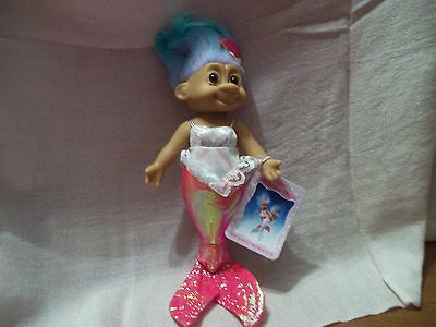   TAG   RUSS 9 POSEABLE MERMAID TROLL   CORAL TAIL; BLUE/PURPLE HAIR