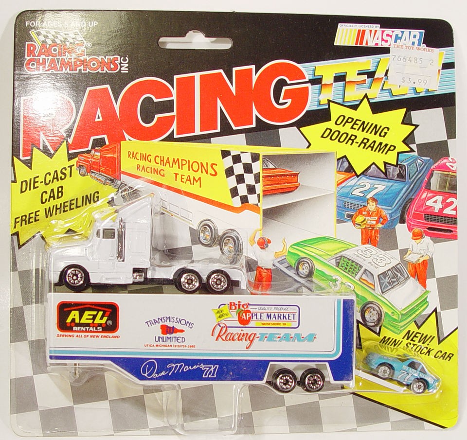 Racing Champions Team Transporter 1991 Dave Marcis #71 Big Apple Mini 