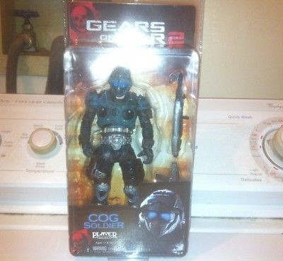 NECA GEARS OF WAR COG SOLDIER W/LONGSHOT & LANCER RARE VHTF 