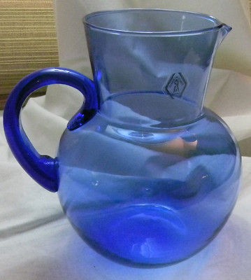 Cobalt Blue Pitcher Vidrio de Levante Made in Spain Dark Handle 