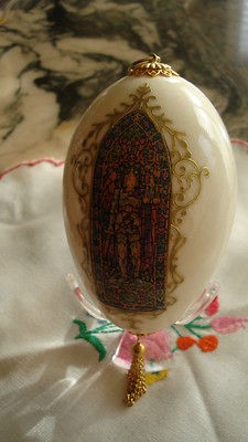 COLLECTIBLE DECORATIVE EMU/OSTRICH EGG WITH RELIGIOUS MOTIVES RARE