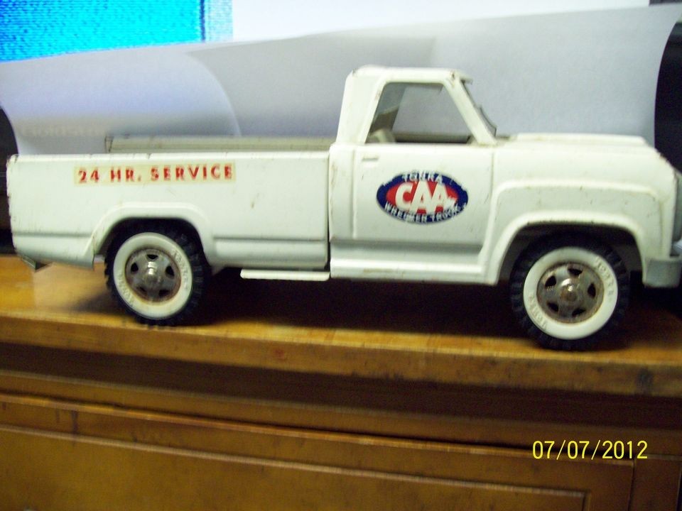 Tonka CAA Wrecker truck for parts or to restore solid truck