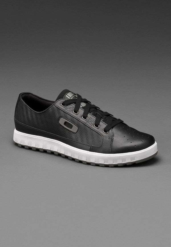 OAKLEY MENS Two Barrel SNEAKERS SPORT SHOES Black Gray Grey Leather 