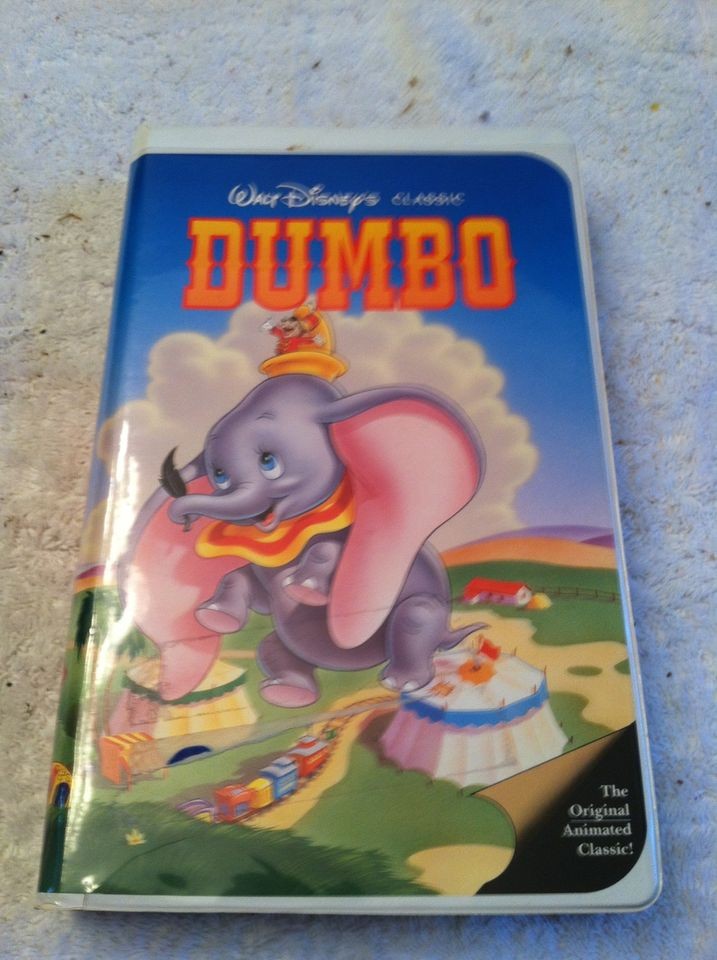 Dumbo (VHS, 1998) Disney Video Movie Clam Shell