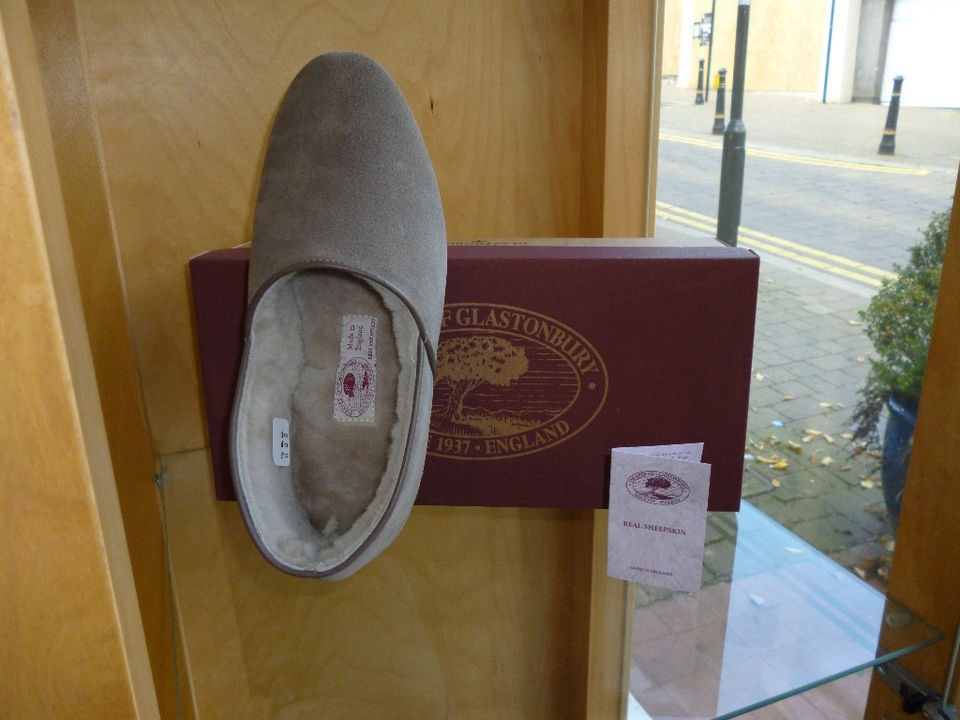 DRAPERS OF GLASTONBURY NUT SHEEPSKIN FULL SLIPPER £59.99