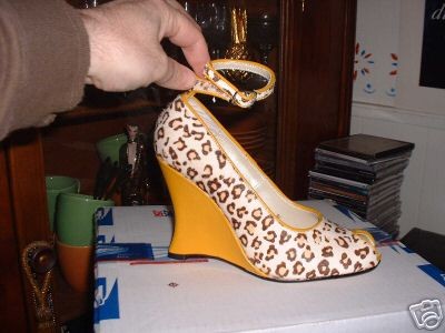 MICHAEL ANTONIO LEOPARD YELLOW CALF FUR PEEP TOE 8 M