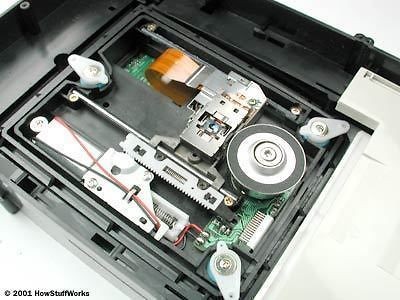 CAR STEREO REPAIRS UNDERTAKEN   FAULTY BROKEN STEREO ? SEND IT TO US 