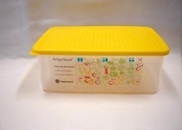 Tupperware FridgeSmart Veggie Crisper Medium *new* Yellow Seal