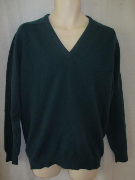 Mens Lyle & Scott Made in Scotland V neck 60% Cashmere 40% Wool 