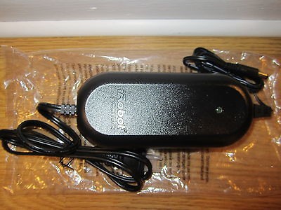 NEW IRobot Roomba Charger for 500,530,532,55​0,560,600,700 