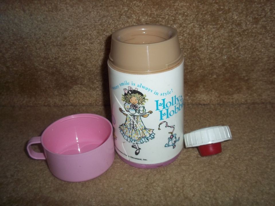 Vintage 1979 Holly Hobbie 10 oz. Plastic Aladdin Thermos CRACKED