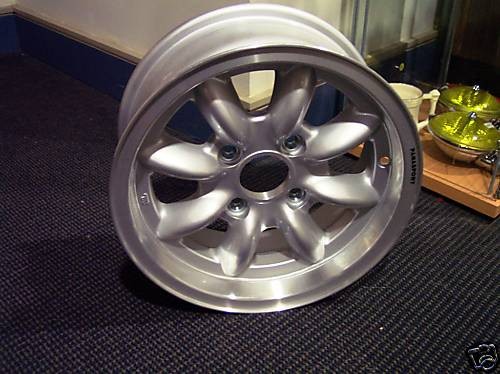   New Datsun Roadster SP311 Alloy M Sport Rallye wheel set 14 x 6