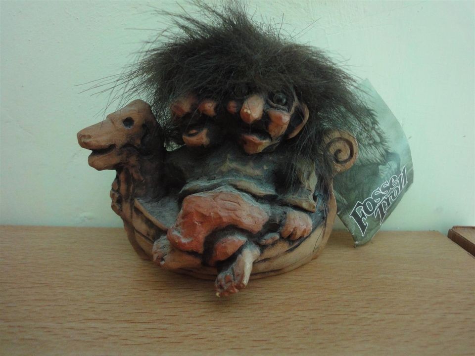 Fosse Troll Made in Norway with tag 2 trolls in a viking ship