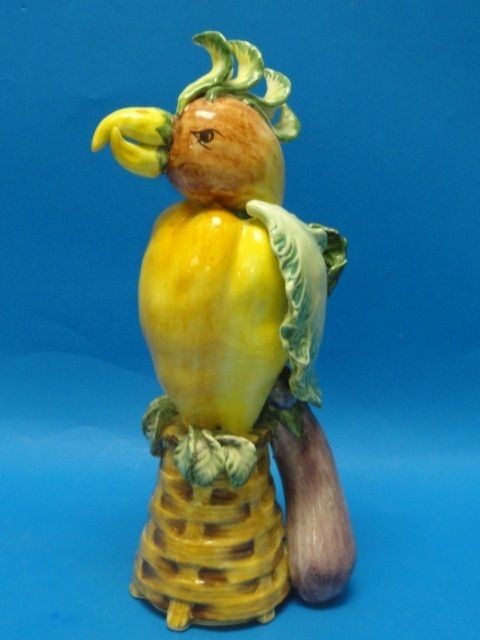 VINTAGE POLYCHROME CABBAGE MAJOLICA COCKATOO PARROT FIGURINE ~ 16 