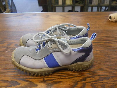 womens 2tone blue lace up steve madden shoes size 6