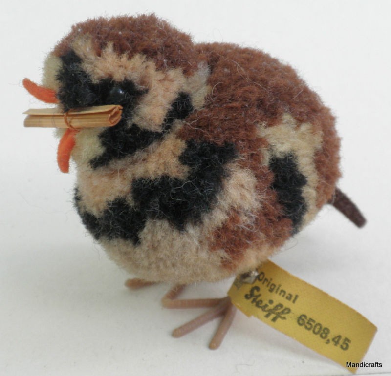 Steiff Vtg City of ULM Fat WOOLEN SPARROW BIRD 8 cm ID straw in beak 