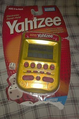2004 YAHTZEE ELECTRONIC HANDHELD BRAND NEW GOLD/RED PARKER BROS Ship 