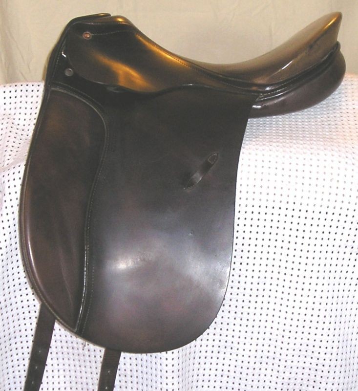 passier 17 m vector1 dressage saddle 0072 