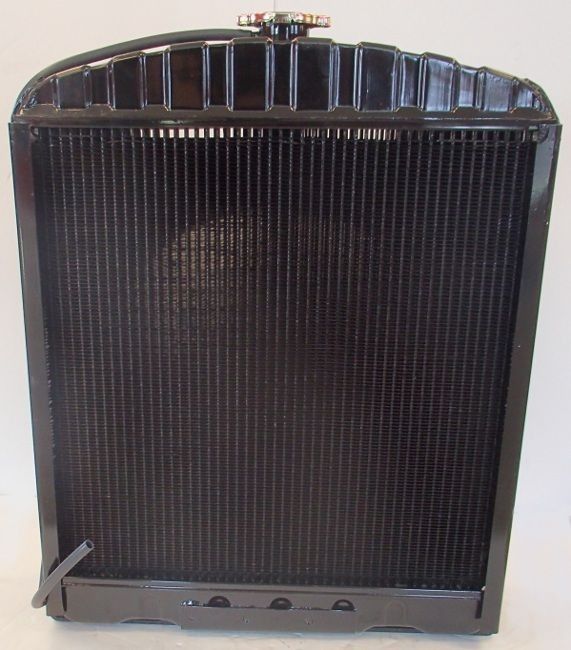 New 3041405R91 International Tractor Radiator B275 B414 3041403R93 