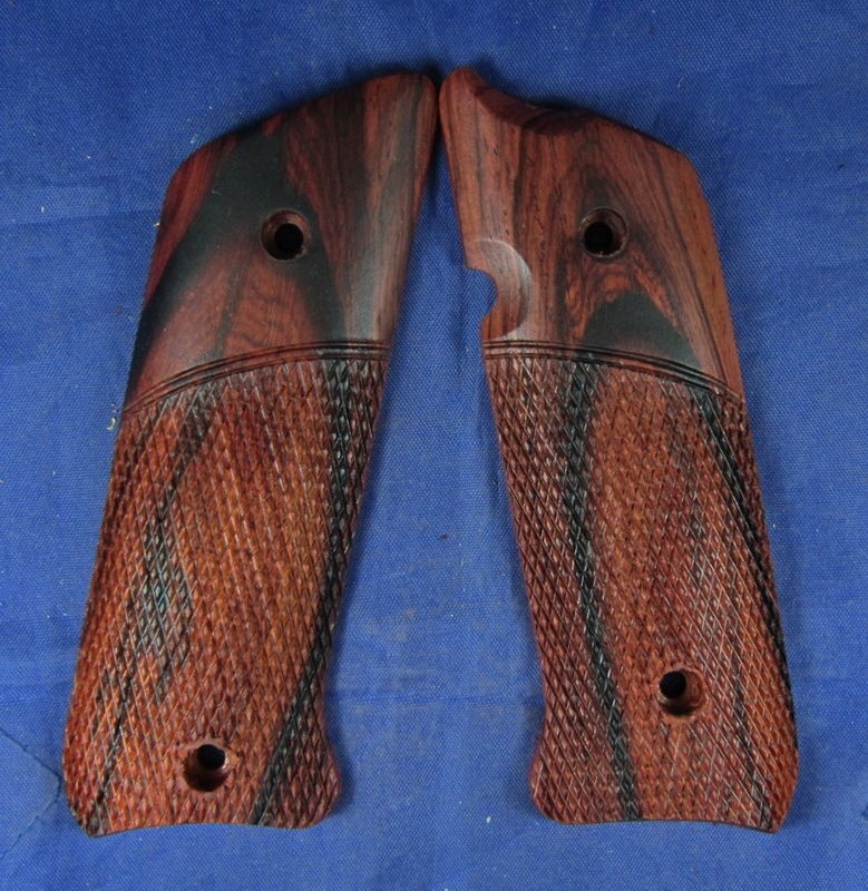 new wood checkered grips 4 ruger mark iii from thailand