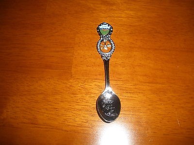 SOUVENIR SPOON OF YUMA ARIZONA W/ BIRD HANGING FROM THE TOP. SILVER IN 