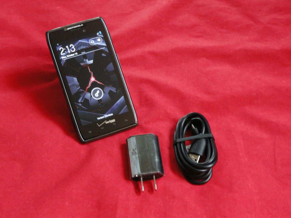 Motorola Droid Razr Maxx   16GB   Black (Verizon) Smartphone