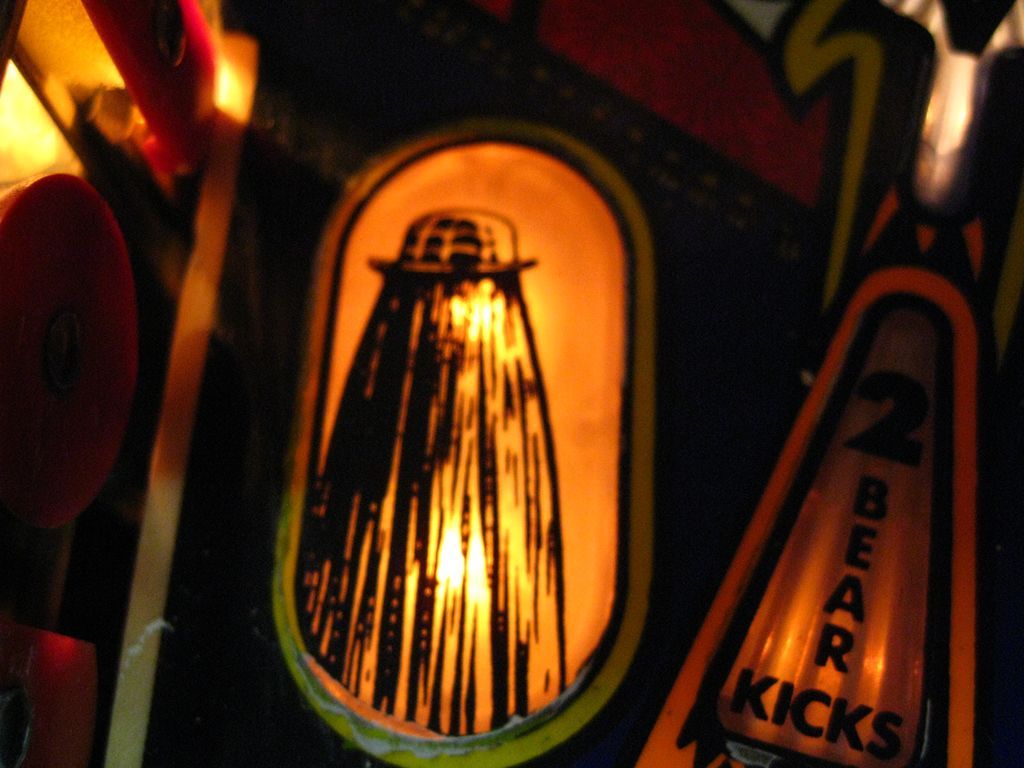 ADDAMS FAMILY PINBALL   COUSIN ITT pinball mod