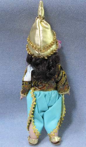 1980s Madame Alexander International Thailand 8 Doll 567 w O Box 