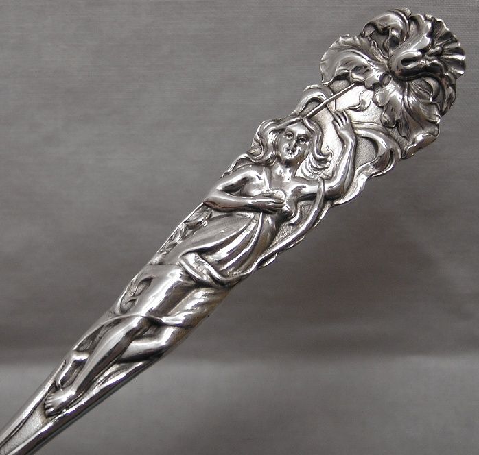 raphael alvin confection spoon