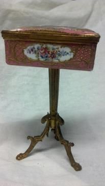 Antique Vintage Porcelain Art Trinket Jewelry Box
