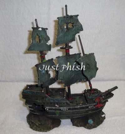 Sunken Spanish Galleon 11 Fish Aquarium Ornament