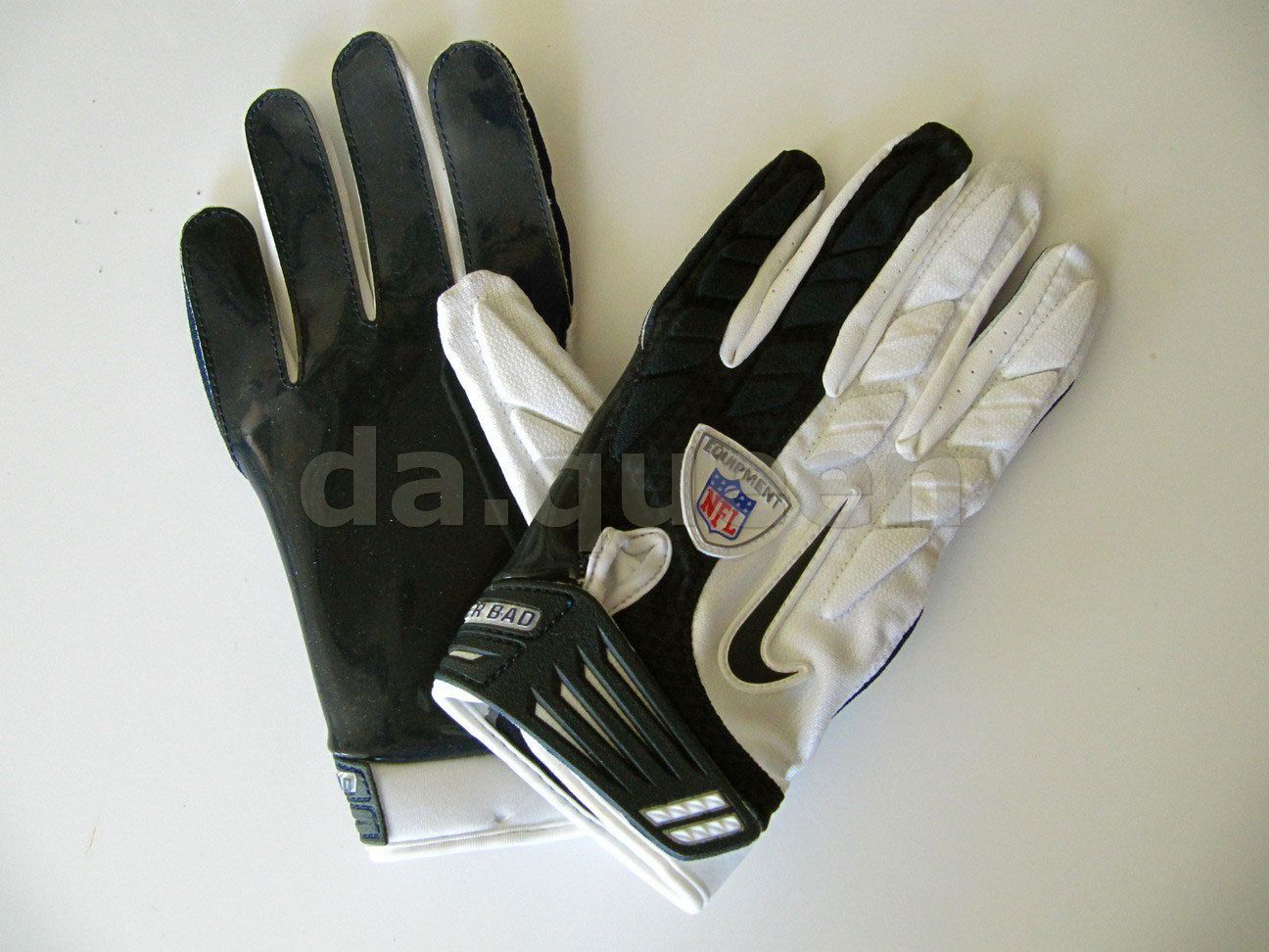 Mens Nike Superbad SG NFL Football Receiver Gloves White Gray Black 