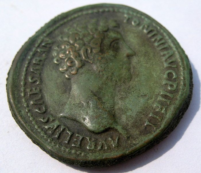 ZZ SESTERTIUS MARCO AURELIUS VIRTUS STANDING