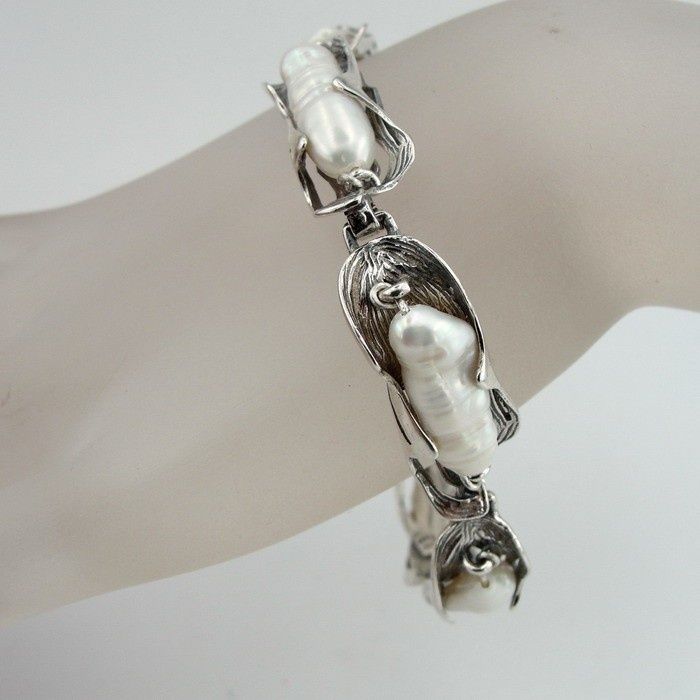 Stunning Artisan Sterling Silver Fresh Water Pearl Bracelet s B2039S 