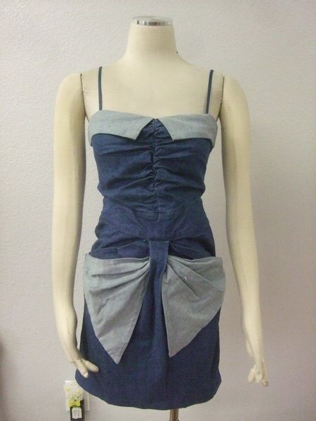 NWT Aryn K. Dillards Fashionable Ruched Gray Bow Trim Denim Chic Mini 