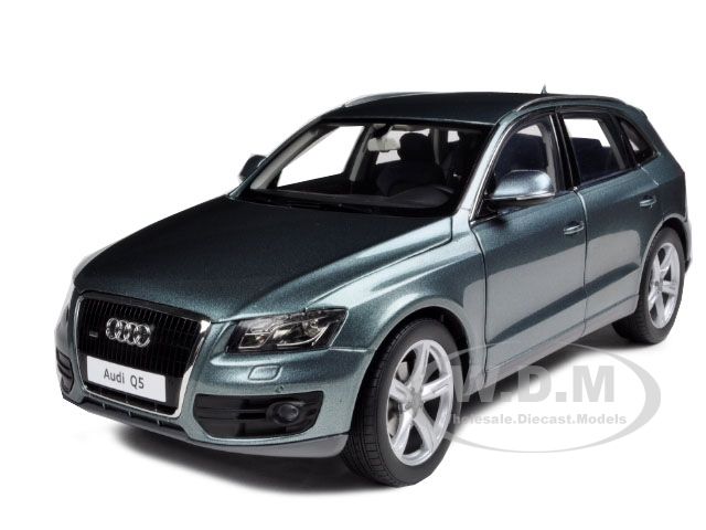 Audi Q5 Quartz Grey Metallic 1 18 Kyosho Has Damaged Box