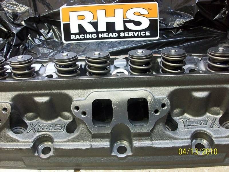 mopar rhs 5 9 magnum 360 pair new heads 62 cc 5 2 comp  