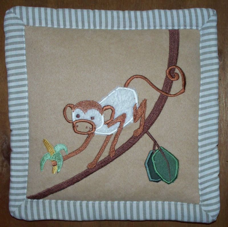 kidsline zanzibar monkey wall hanging euc  5