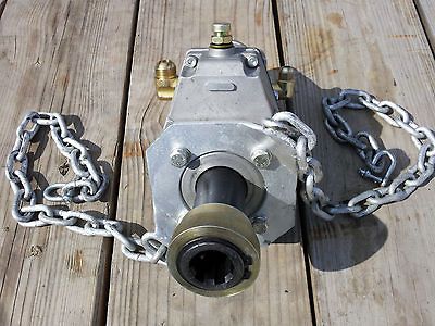 Hydraulic PTO Pump & Gearbox For Tractor   New 8 GPM    JIC 