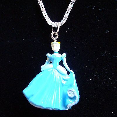 PRINCESS CINDERELLA 3 D girls charm pendant necklace FREE US SHIPPING 