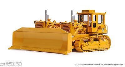 Caterpillar D9H SxS Dozer   1/48   CCM   Diecast   650 Made